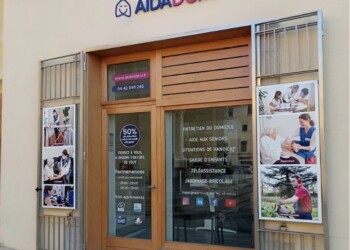 Photo de la devanture de l’agence AIDADOMI Pertuis