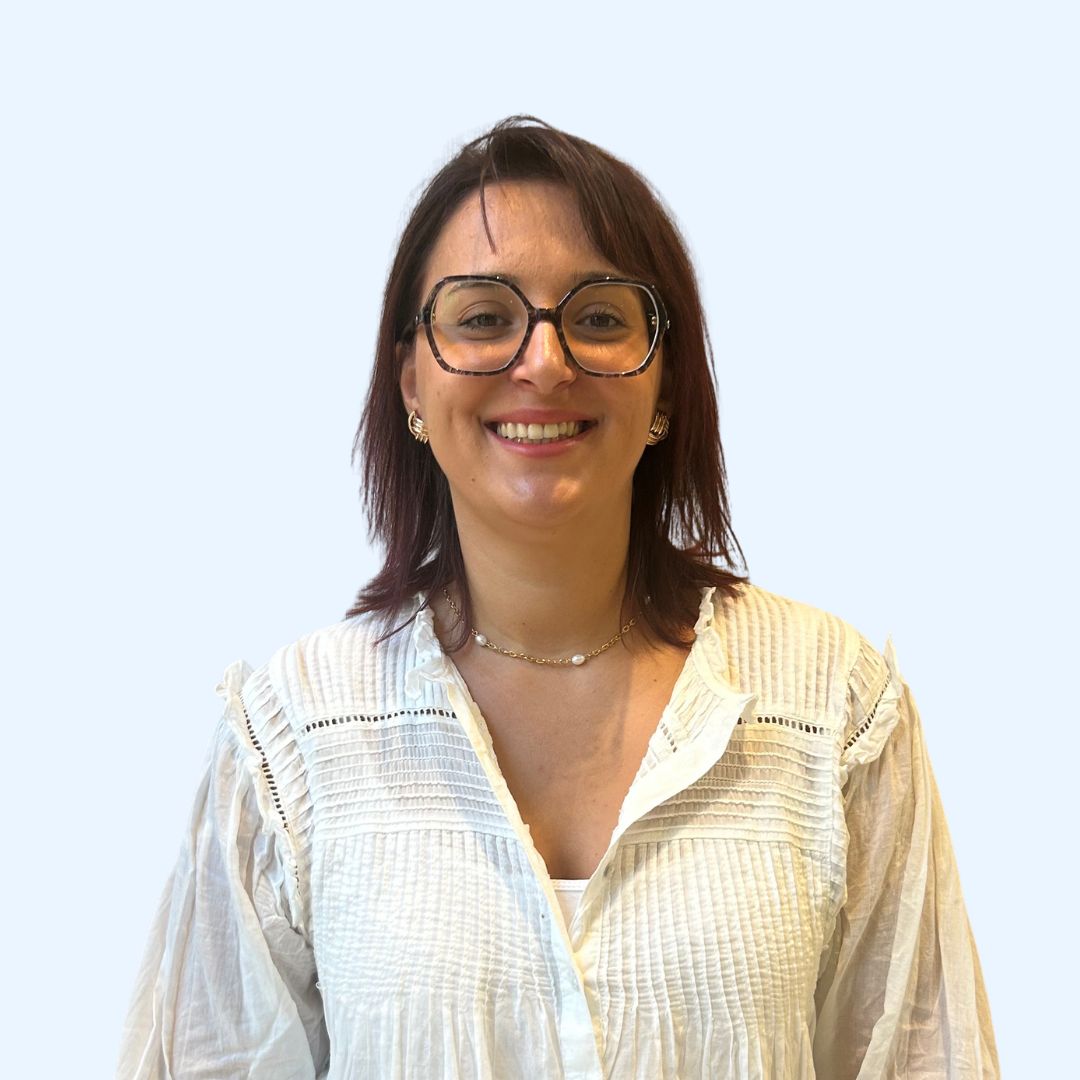 Photo d’une personne travaillant dans une agence AIDADOMI