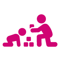 Deux personnages roses simplifiés, l'un assis et l'autre à quatre pattes, jouent avec des blocs sur un fond gris clair - parfait pour illustrer des services tels que le nounou ou la garde d'enfant.